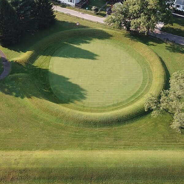 Newark Ohio round grassy area